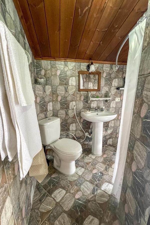 Bujtina Kodiket Guesthouse Berat Bagian luar foto