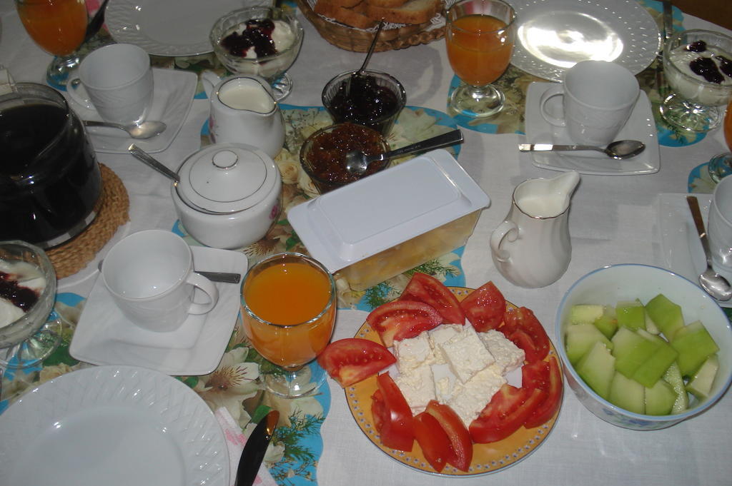 Bujtina Kodiket Guesthouse Berat Bagian luar foto